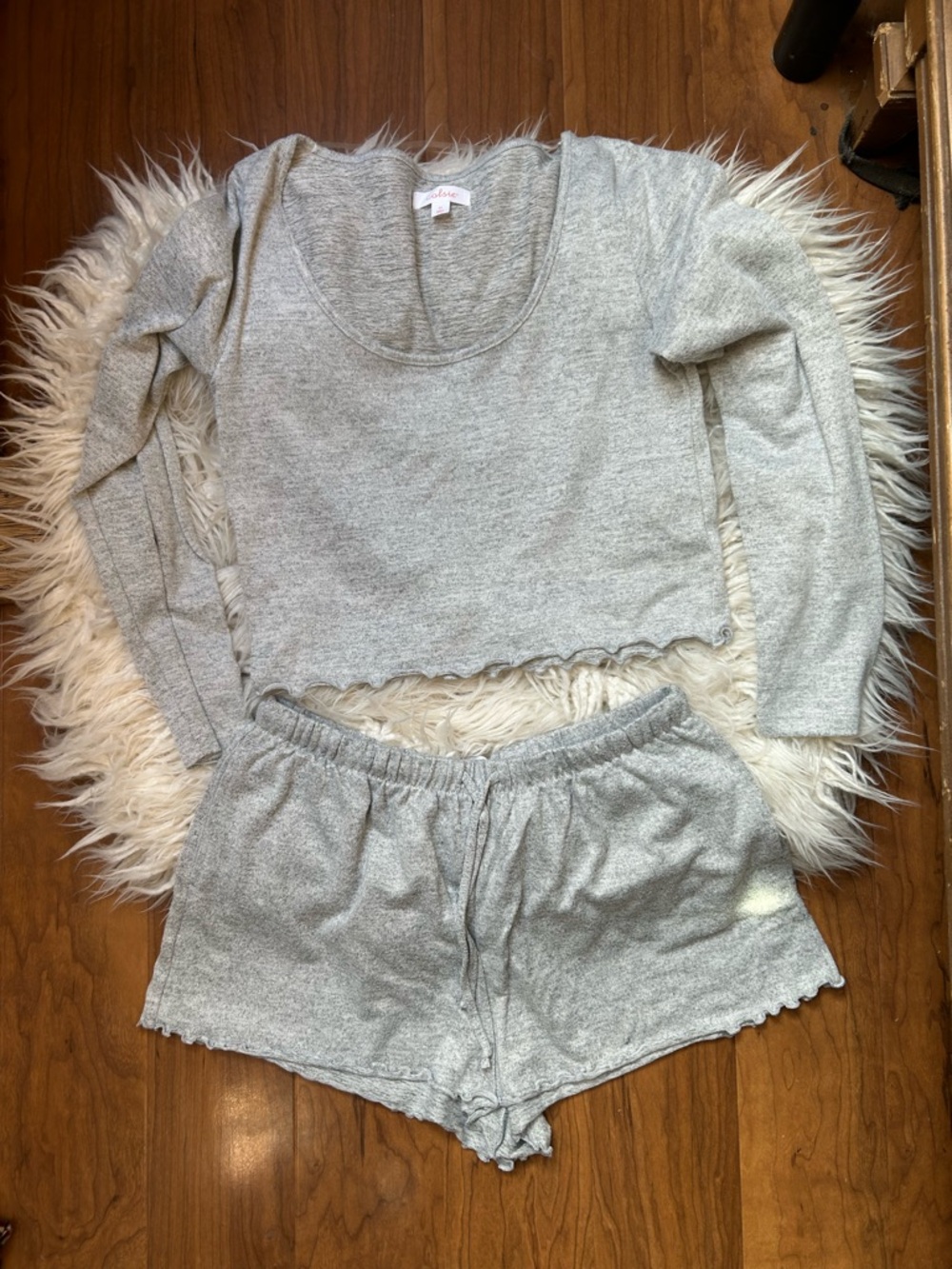 Colsie Light Gray Lettuce Hem Lounge Set